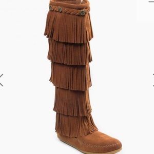 Minnetonka 5-Layer Fridge Boot